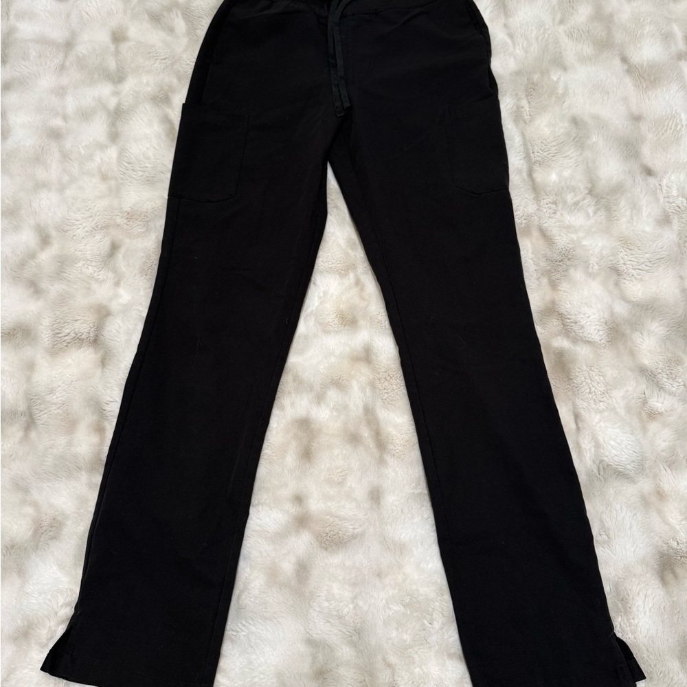 Mandala Women's Black Scrub Set, XS Top, ST pants - Picture 4 of 7